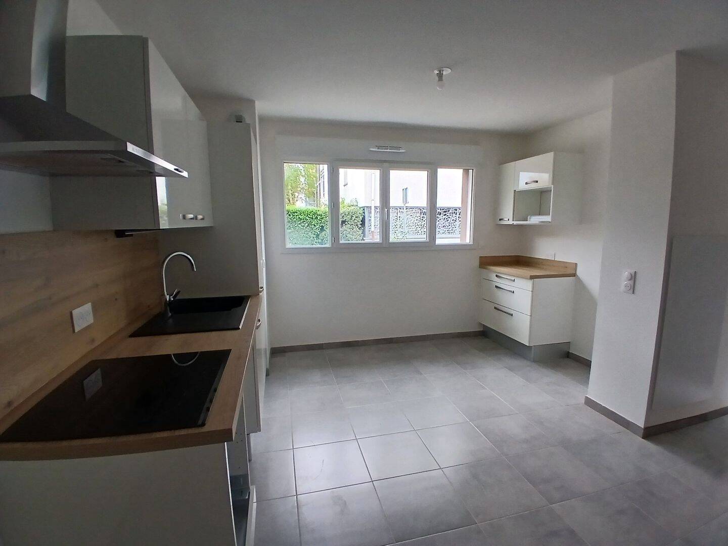 Maison 4 pièces 88 m² · à Eysines · 87,6 m² · 1 029 €