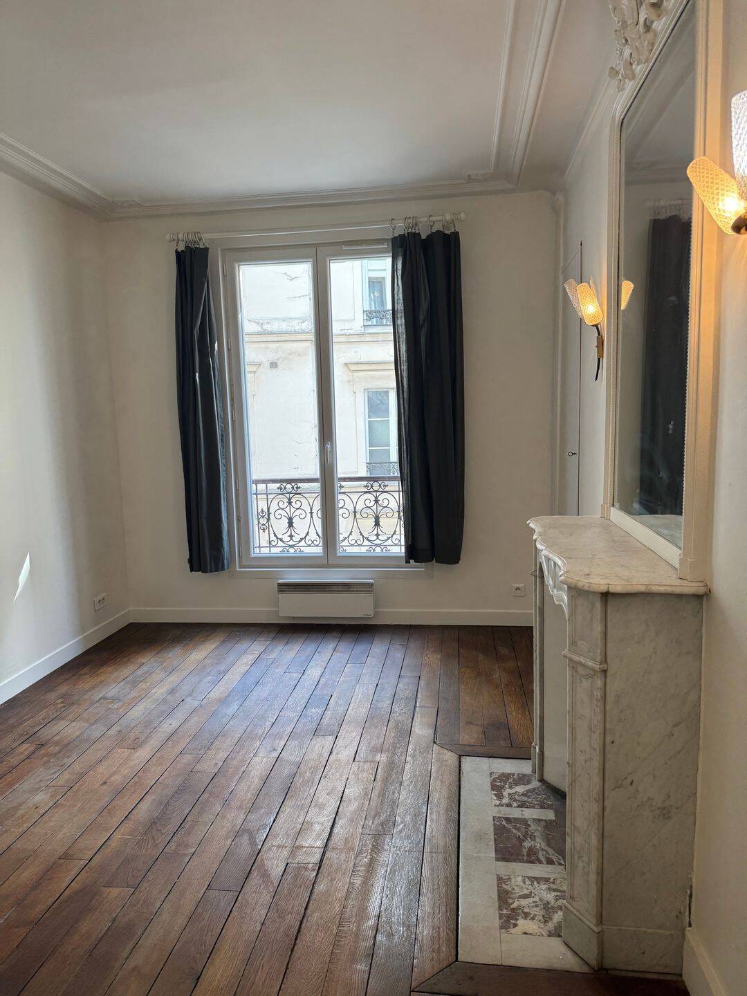 Appartement 3 pièces 59 m² · à Paris 10ème Arrondissement · 59 m² · 1 890 €