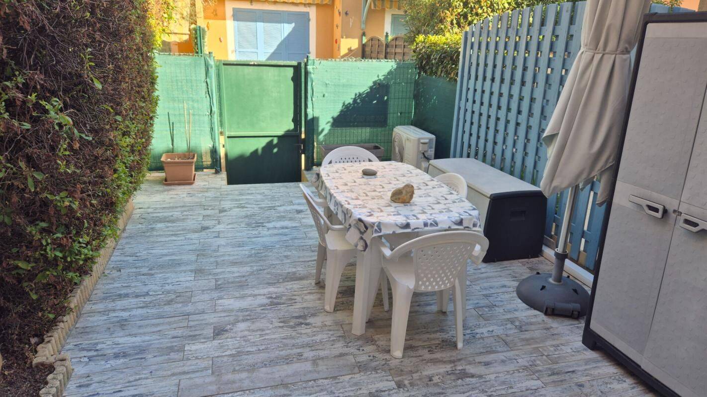 Maison 3 pièces 45 m² · à La Londe-les-Maures · 45 m² · 325 000 €