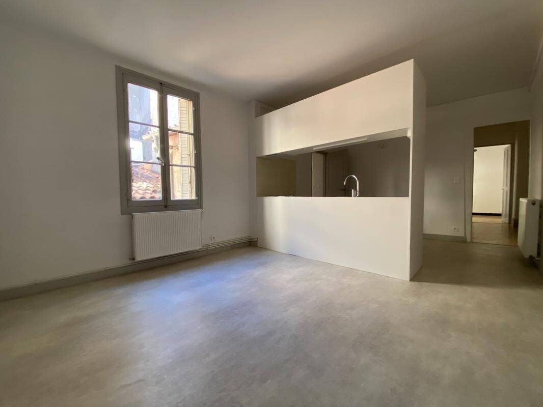 Appartement 3 pièces 58 m² · à Avignon · 58 m² · 570 €