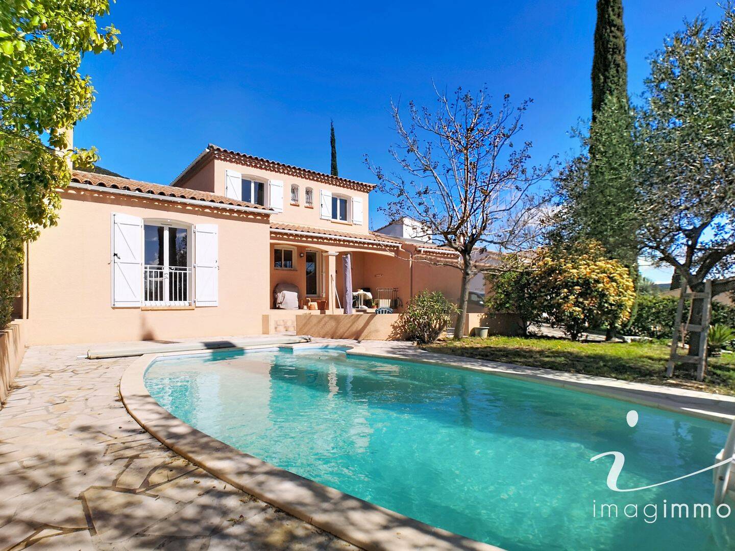 Maison 5 pièces 140 m² · à Vailhauquès · 140 m² · 549 000 €