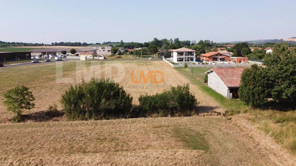 Terrain de 500 m² à Rieux-Volvestre - photo 2