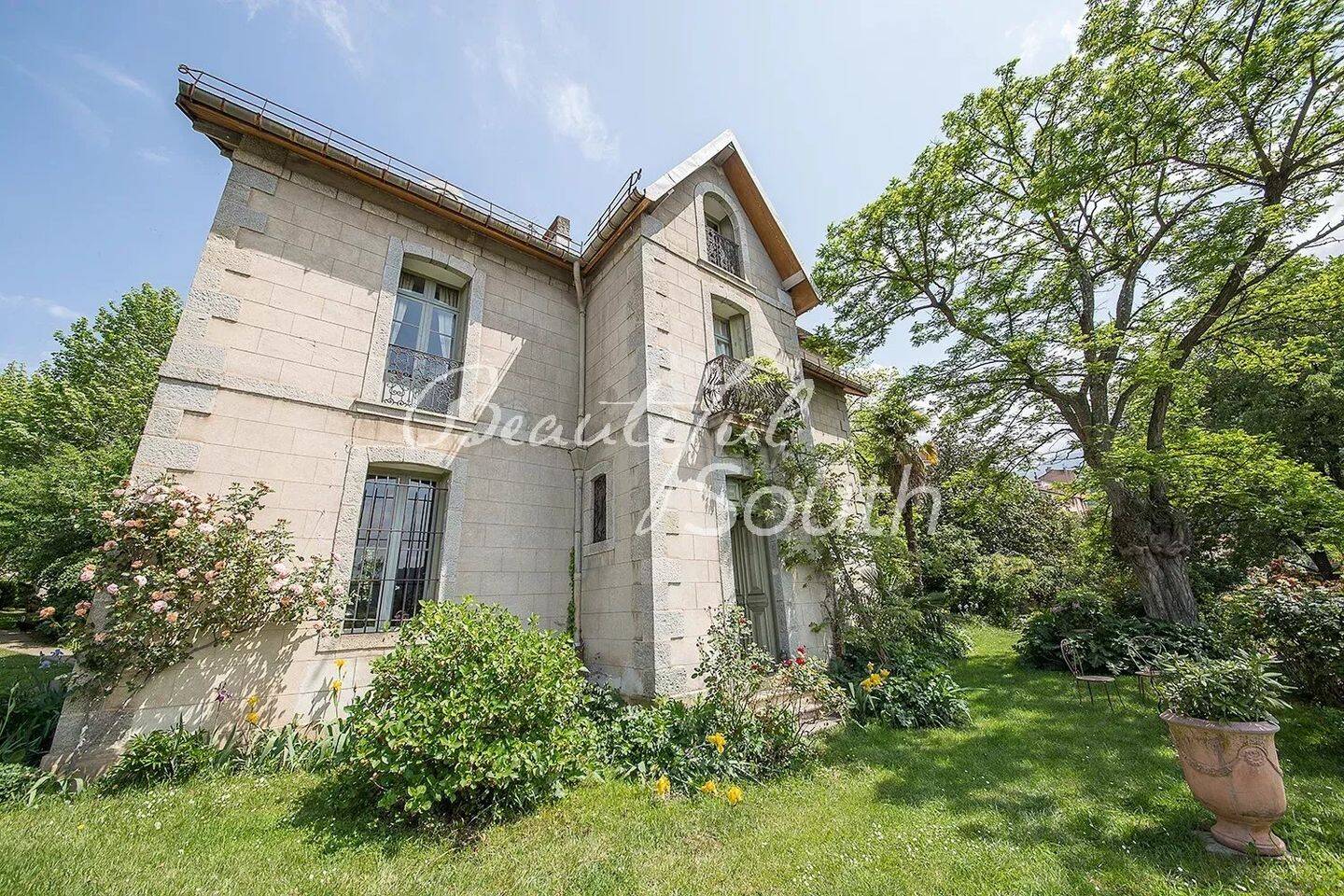 Maison 15 pièces 330 m² · à Vernet-les-Bains · 330 m² · 790 000 €