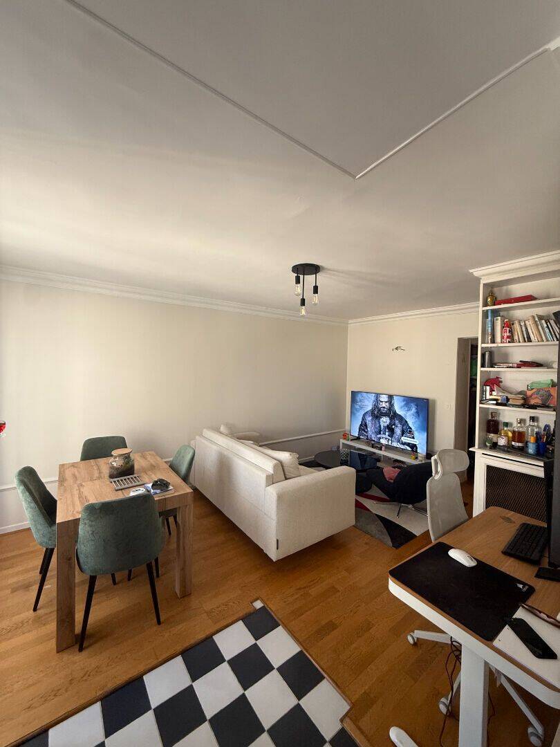 Appartement 2 pièces 48 m² · à Paris 17ème Arrondissement · 48 m² · 1 910 €/mois