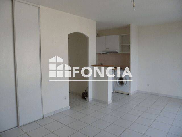 Appartement 1 pièce 30 m² · à Caen · 29,9 m² · 512 €
