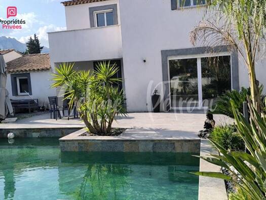 Maison à vendre 549 000 € 5 pièces 4 chambres 154,6 m² 670 m² de terrain Ecarts Roquebrune-sur-Argens 83520