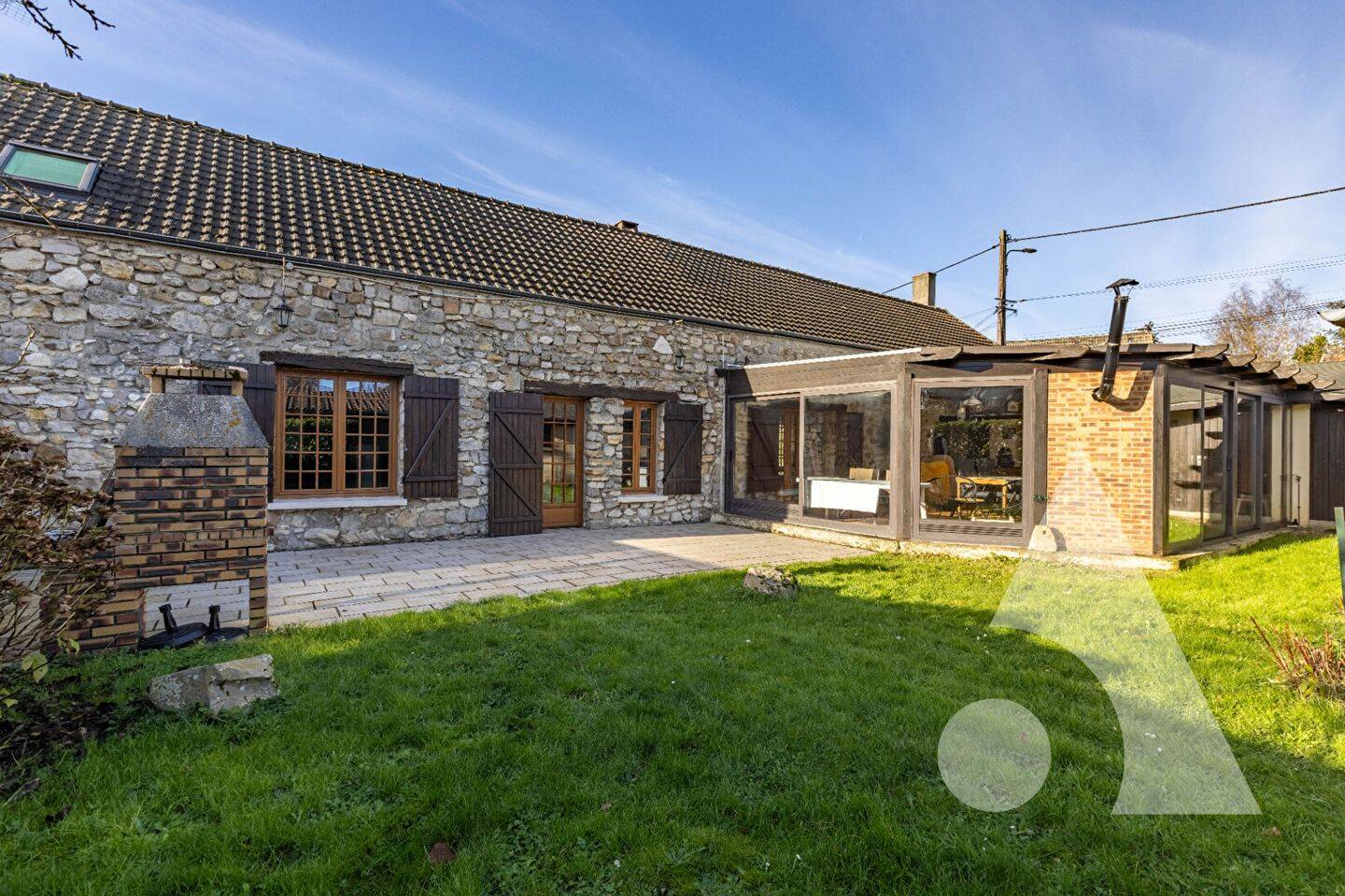 Maison 5 pièces 178 m² · à Péroy-les-Gombries · 178 m² · 441 000 €