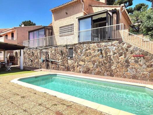 Maison à vendre 495 000 € 6 pièces 4 chambres 179 m² 662 m² de terrain Valette Nord La Valette-du-Var 83160