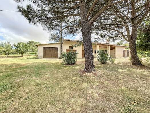 Maison de plain-pied à vendre 250 000 € 4 pièces 3 chambres 105 m² 1 938 m² de terrain Caraman 31460