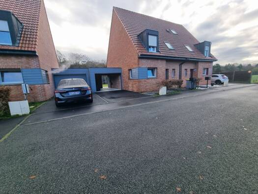 Maison à louer 1 460 € 5 pièces 3 chambres 90 m² 350 m² de terrain Champ du Cerf Ronchin 59790