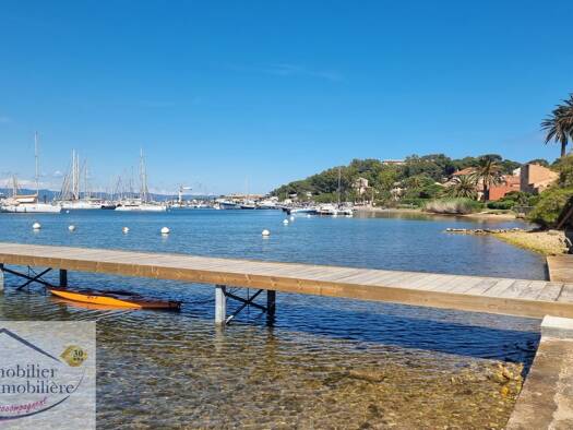 Appartement à vendre 2 550 000 € 4 pièces 2 chambres 95,9 m² RDC/2 Porquerolles Hyères 83400