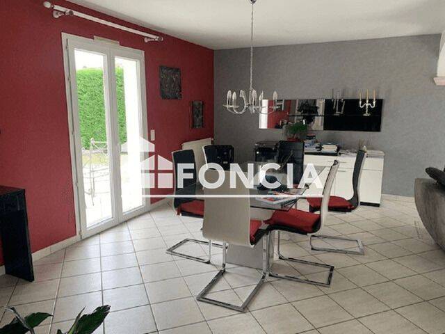 Maison 6 pièces 158 m² · à Agen · 158,3 m² · 1 230 €