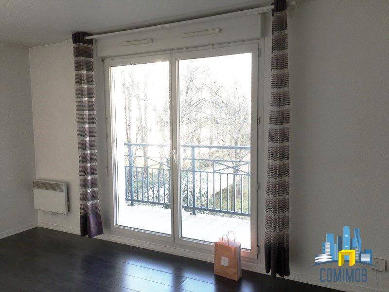 Appartement 1 pièce 23 m² · à Courbevoie · 22,9 m² · 904 €