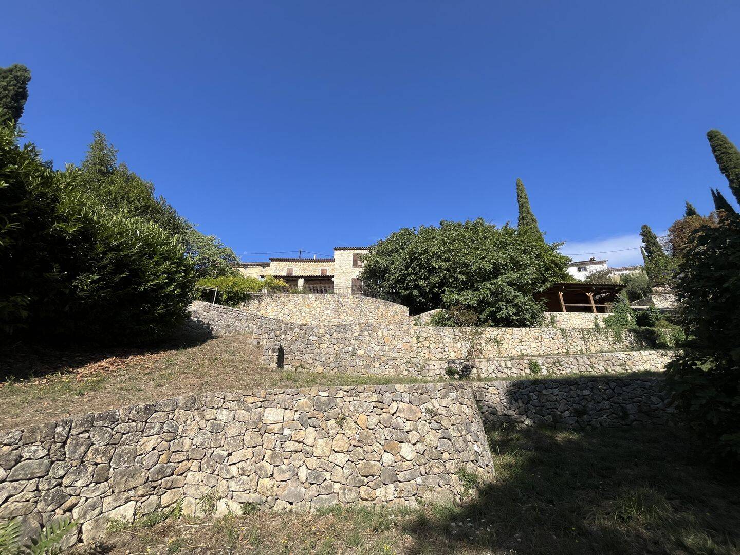 Maison 4 pièces 101 m² · à Grasse · 101,4 m² · 499 000 €