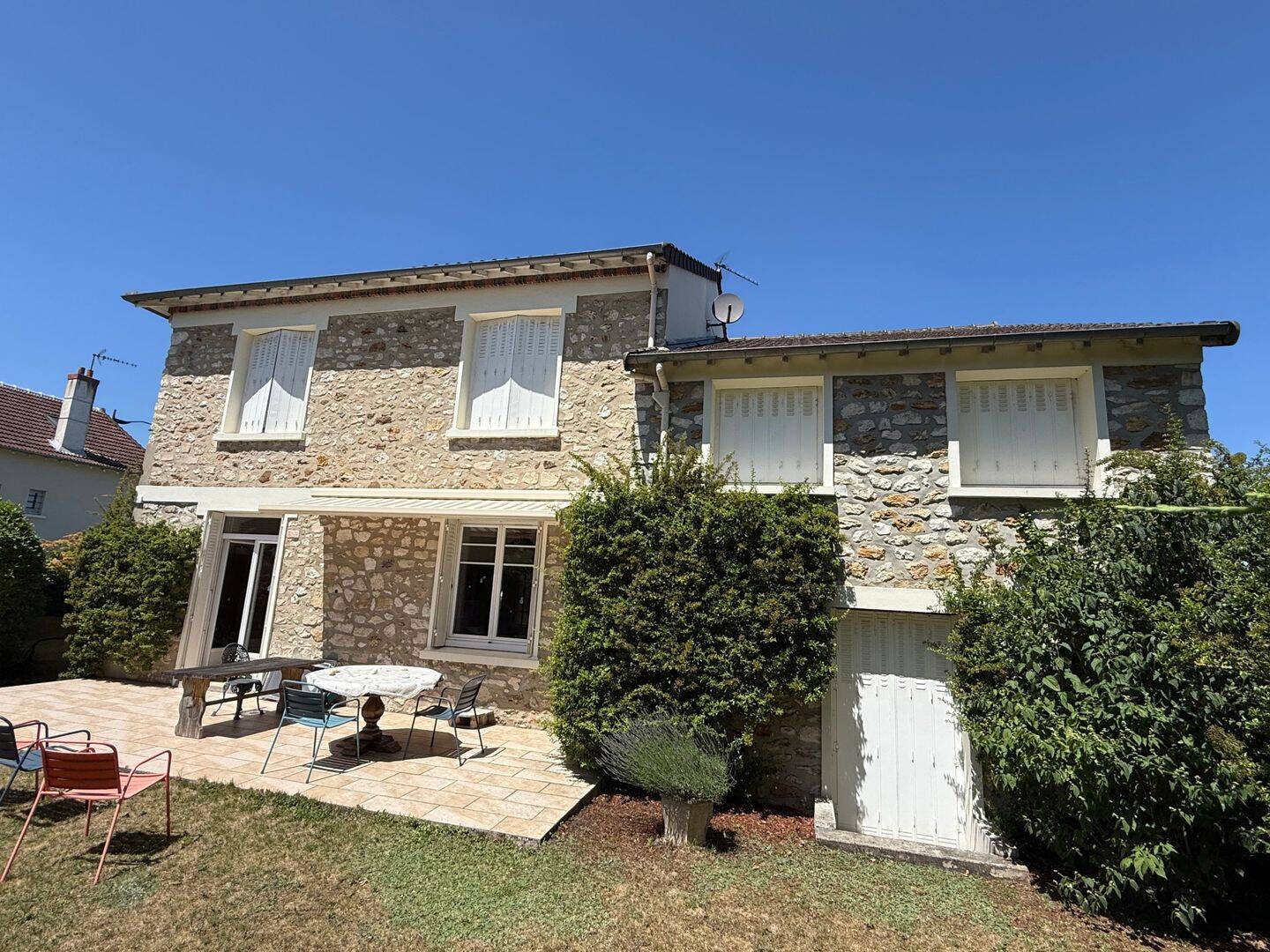 Maison 9 pièces 208 m² · à La Rochette · 207,7 m² · 685 000 €