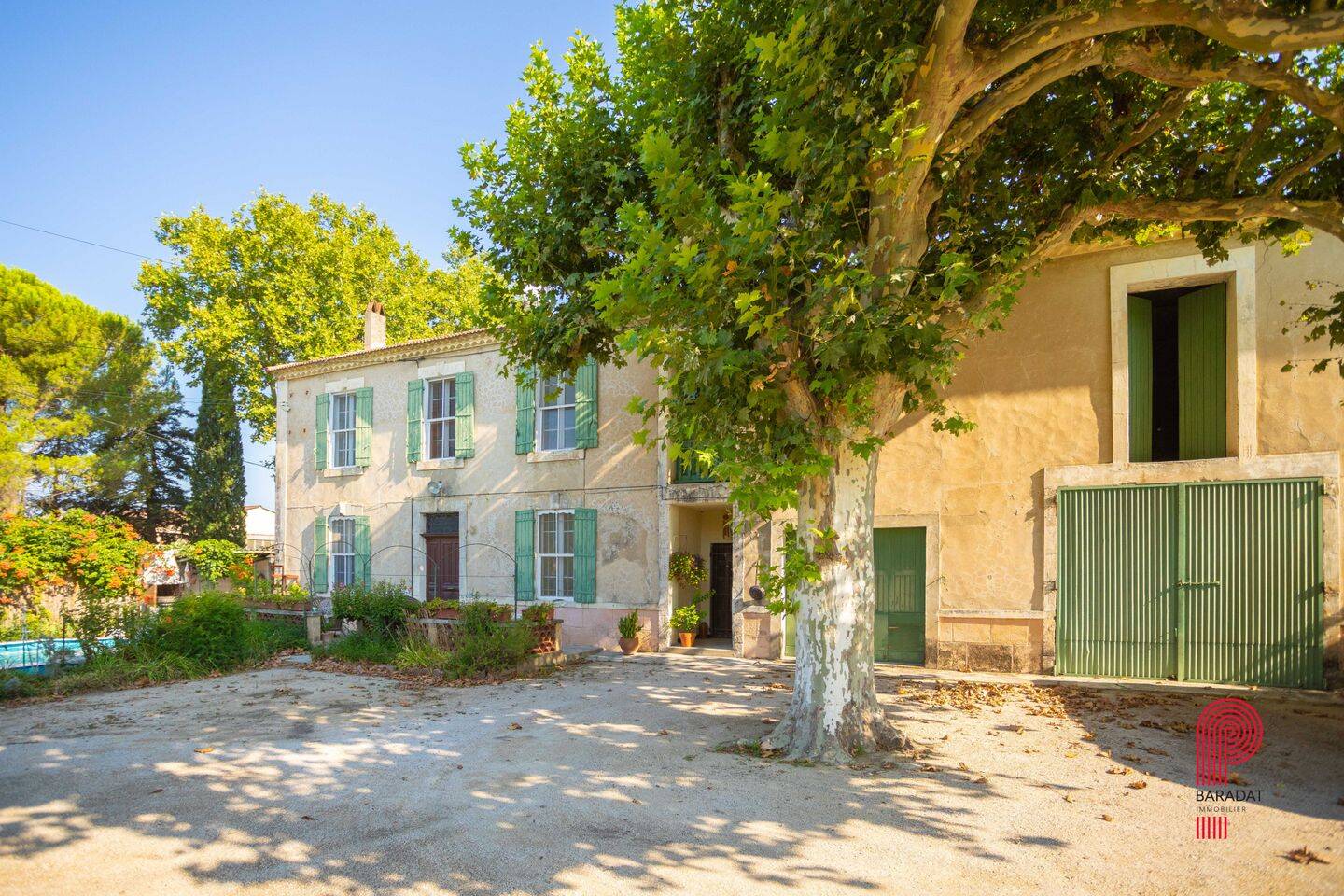 Maison 8 pièces 275 m² · à Maillane · 275 m² · 780 000 €