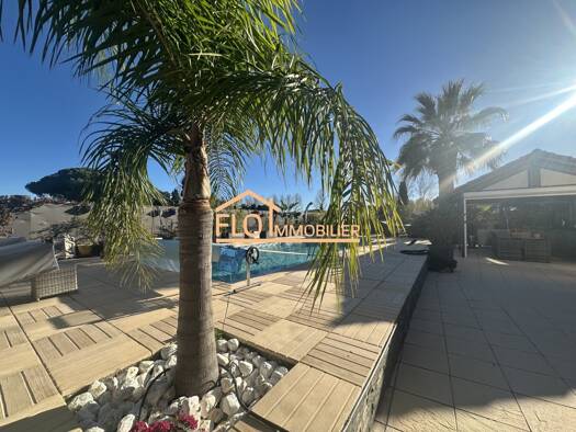 Maison de plain-pied à vendre 509 900 € 4 pièces 2 chambres 95 m² 512 m² de terrain Agde 34300