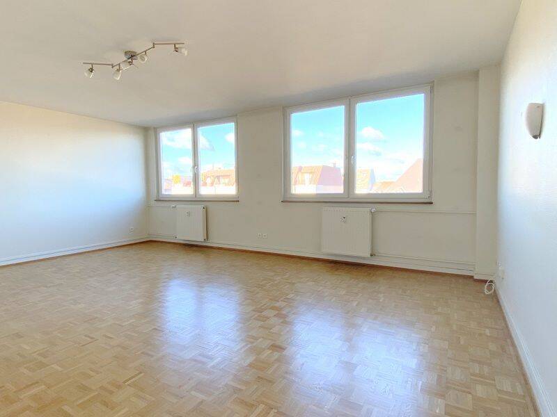 Appartement 3 pièces 90 m² · à Strasbourg · 89,7 m² · 1 096 €