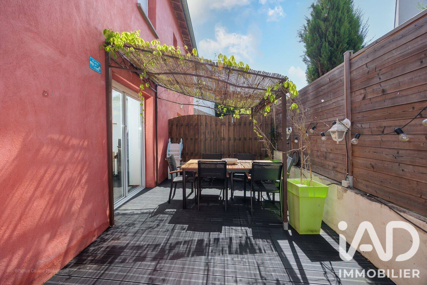 Maison 4 pièces 92 m² · à Saint-Genis-les-Ollières · 92 m² · 295 000 €