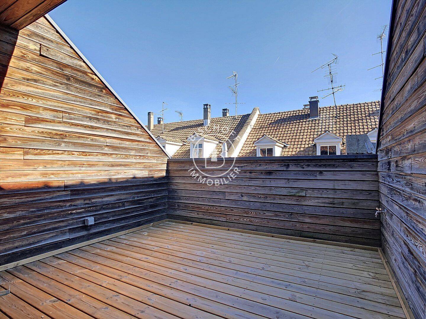 Appartement 4 pièces 97 m² · à Saint-Louis · 97 m² · 1 700 €
