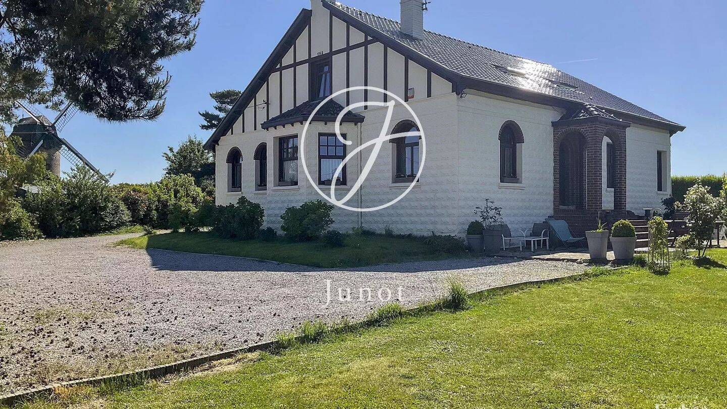 Maison 10 pièces 262 m² · à Templeuve-en-Pévèle · 262,2 m² · 755 000 €