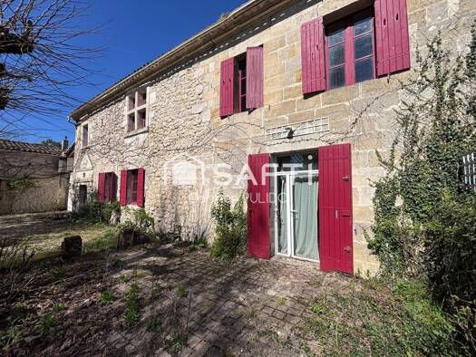 Maison à vendre 318 000 € 12 pièces 7 chambres 305 m² 8 850 m² de terrain Civrac-de-Blaye 33920