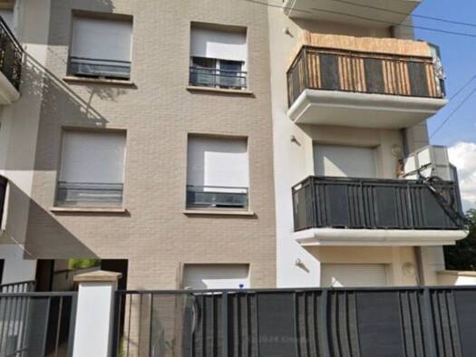 Appartement à louer 1 100 € 2 pièces 1 chambre 42 m² Étage 2/2 Les Coudreaux Montfermeil 93370