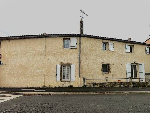 Appartement à vendre 119 786 € 4 pièces 2 chambres 73 m² La Bruffière 85530