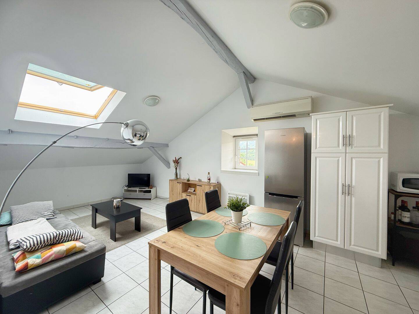 Appartement 3 pièces 46 m² · à Saint-Jean-le-Vieux · 45,5 m² · 143 000 €