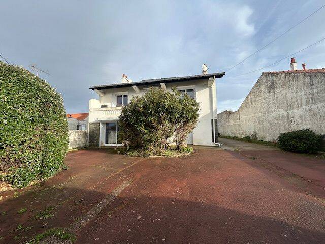 Maison 8 pièces 177 m² · à Saint-Gilles-Croix-de-Vie · 177 m² · 535 000 €