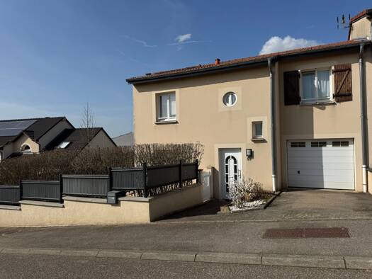 Maison à vendre 299 250 € 6 pièces 4 chambres 139 m² 355 m² de terrain Pré Latour-La Vitrée-Le Saut du Cerf Pont-à-Mousson 54700