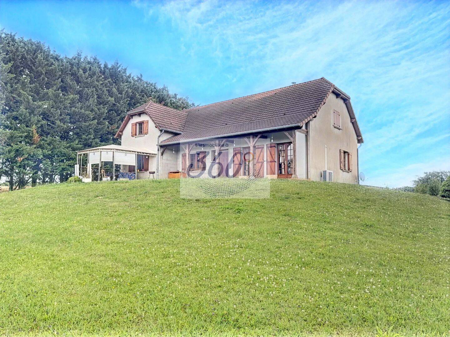 Maison 5 pièces 115 m² · à Louhans · 115,1 m² · 180 000 €
