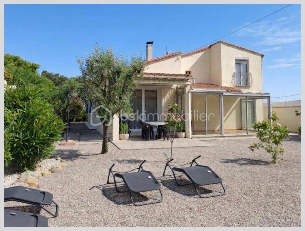 Maison 5 pièces 112 m² · à Fourques · 112 m² · 289 000 €