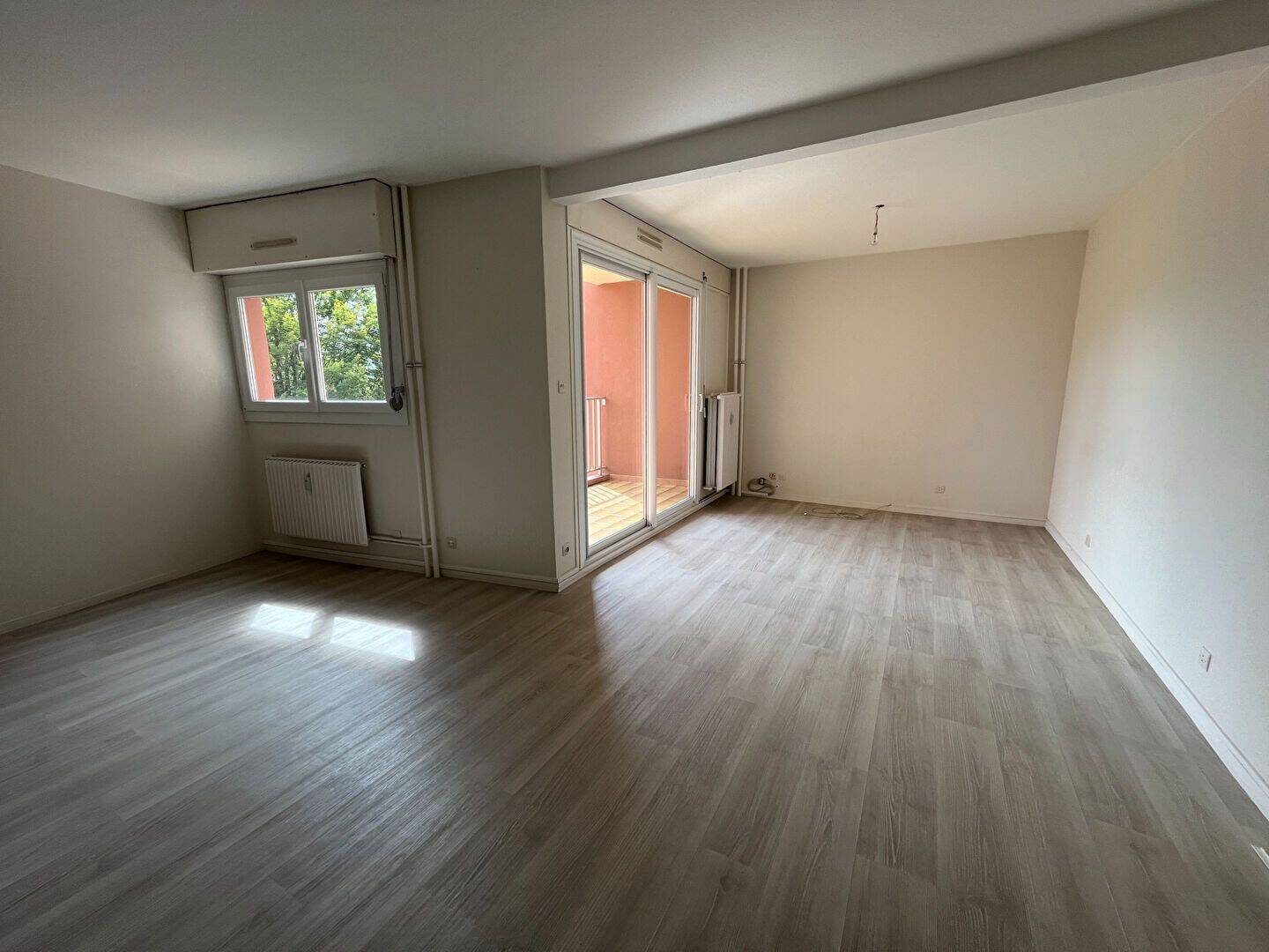 Appartement 5 pièces 89 m² · à Le Creusot · 89 m² · 750 €