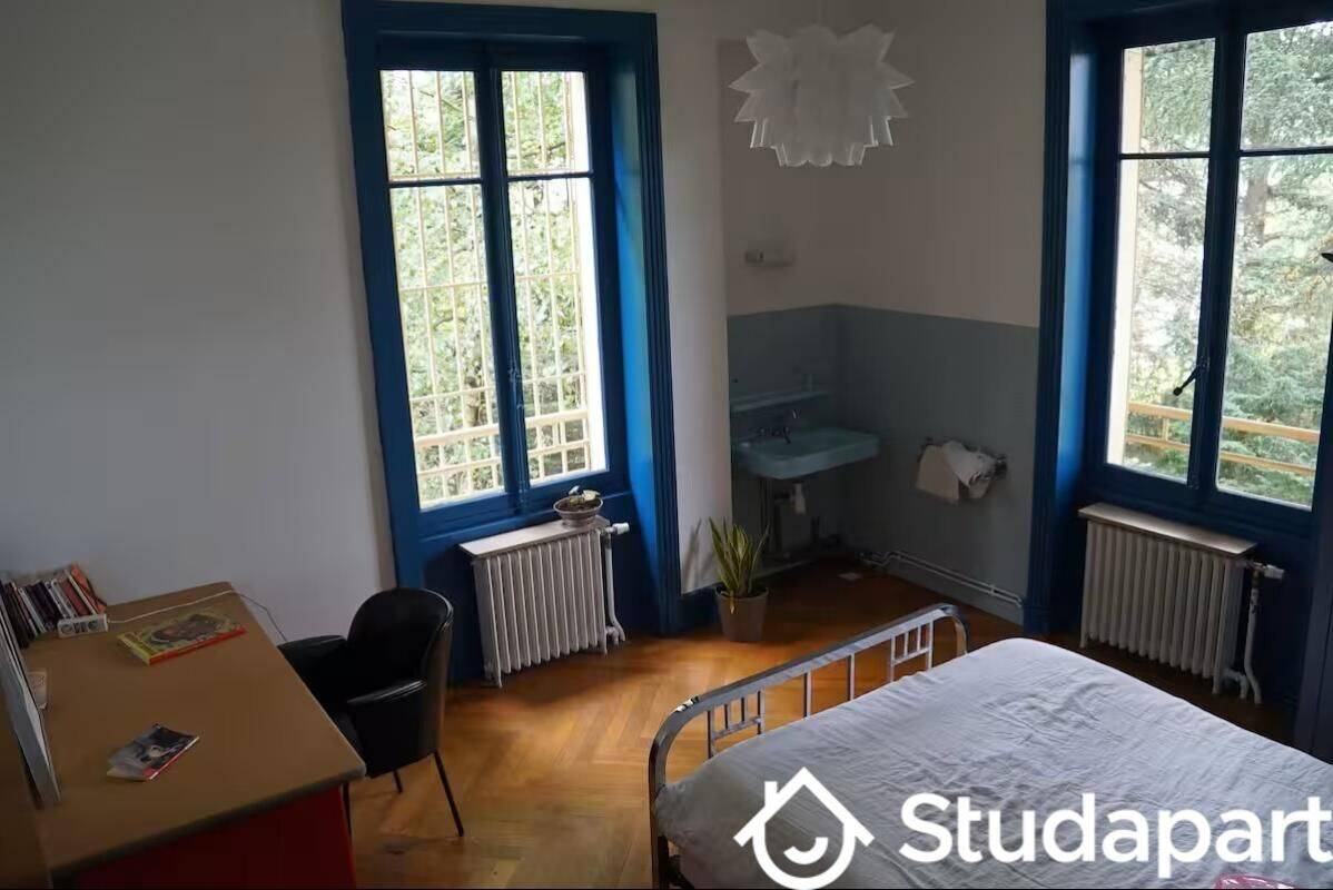 Appartement 1 pièce 15 m² · à Saint-Étienne · 15 m² · 499 €/mois