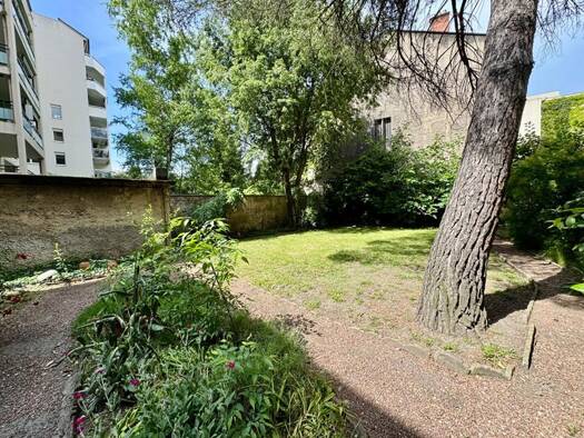 Maison à vendre 850 000 € 6 pièces 4 chambres 149 m² 490 m² de terrain Ferrandière Maisons-Neuves Villeurbanne 69100