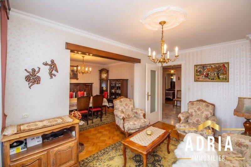 Maison 7 pièces 166 m² · à Malling · 166 m² · 235 000 €