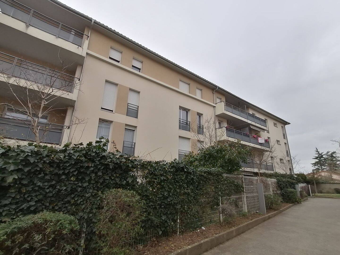 Appartement 1 pièce 33 m² · à Chassieu · 33 m² · 680 €/mois
