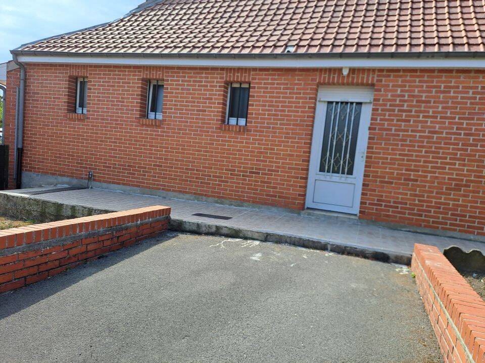 Maison 2 pièces 68 m² · à Isbergues · 68 m² · 690 €
