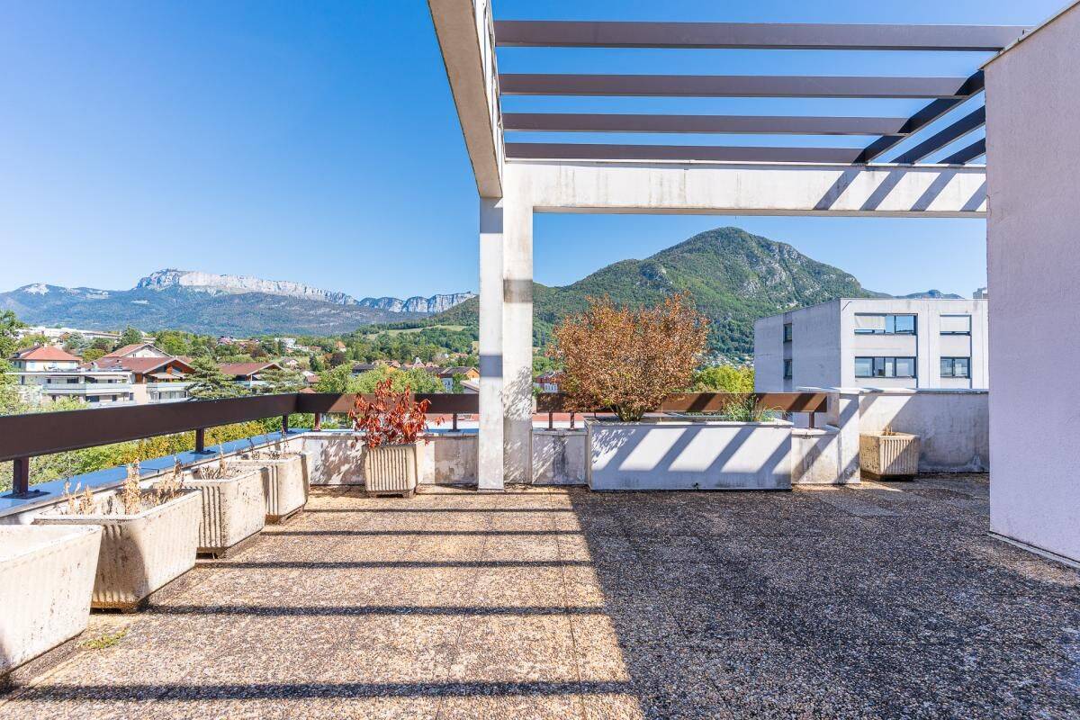 Appartement 4 pièces 98 m² · à Annecy · 98 m² · 2 000 €/mois