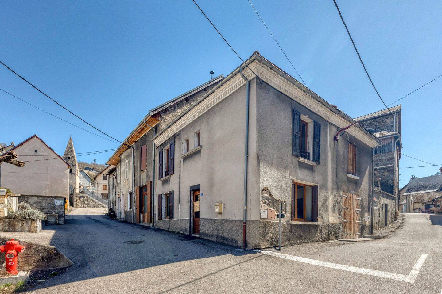 Maison 3 pièces 51 m² · à La Motte-d'Aveillans · 50,7 m² · 60 000 €