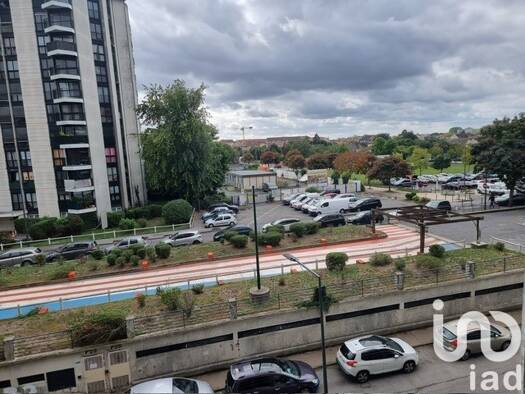 Appartement à vendre 84 900 € 3 pièces 1 chambre 56 m² Étage 4/12 Grigny 2 Grigny 91350