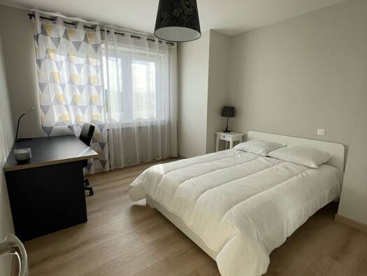 Appartement à louer 460 € 4 pièces 3 chambres 90 m² Étage 4/4 Metz Nord-Patrotte Metz 57000