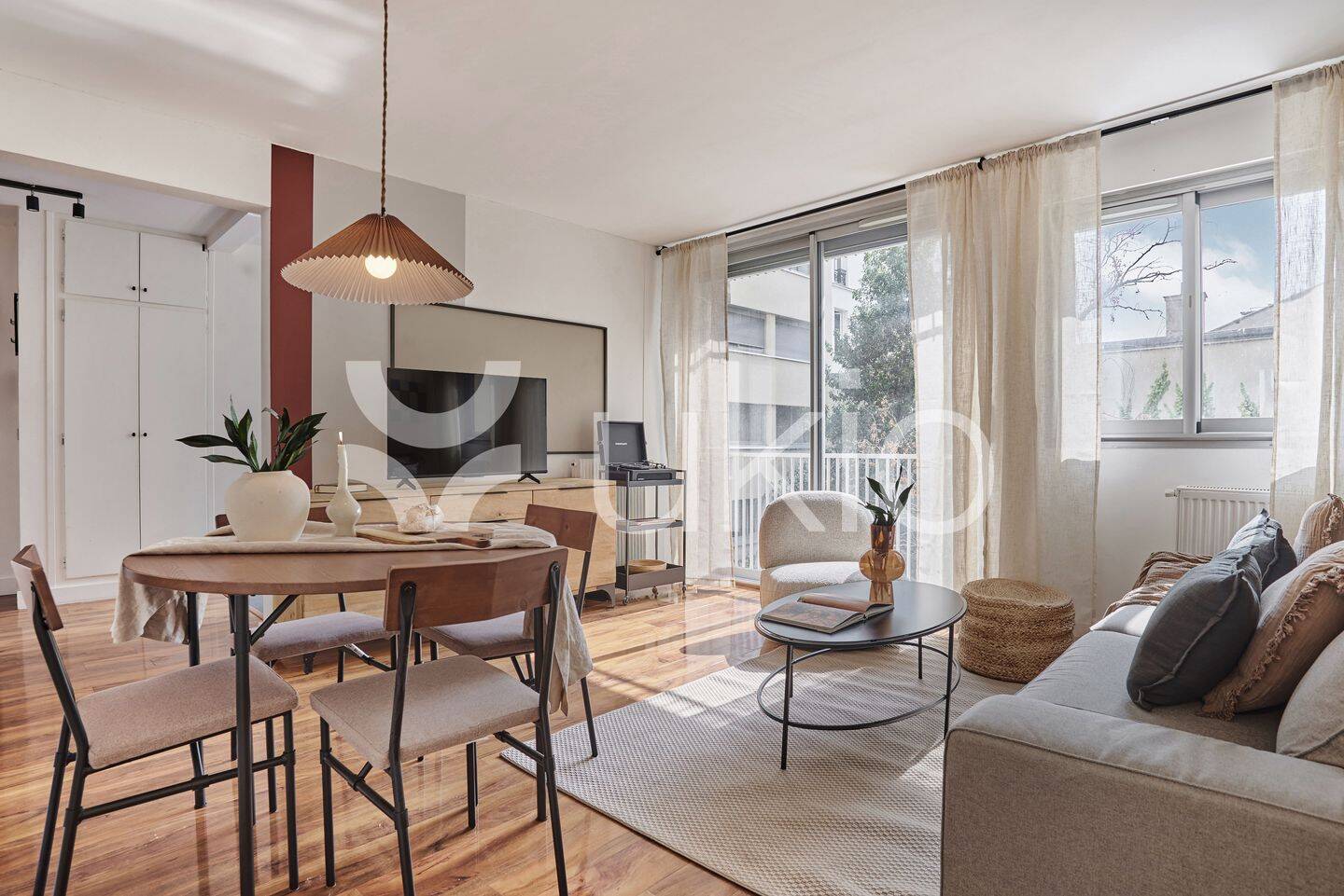 Appartement 3 pièces 62 m² · à Paris 11ème Arrondissement · 62 m² · 4 880 €/mois