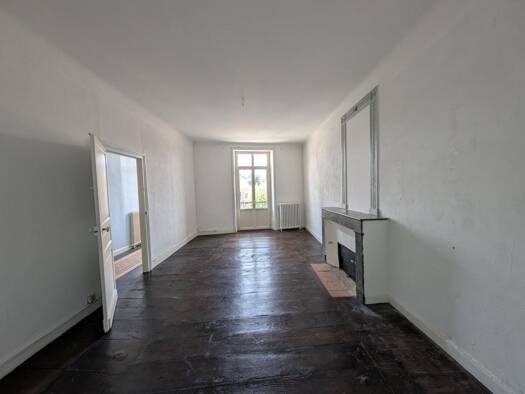 Maison à vendre 222 500 € 8 pièces 4 chambres 180 m² 219 m² de terrain Vergt 24380