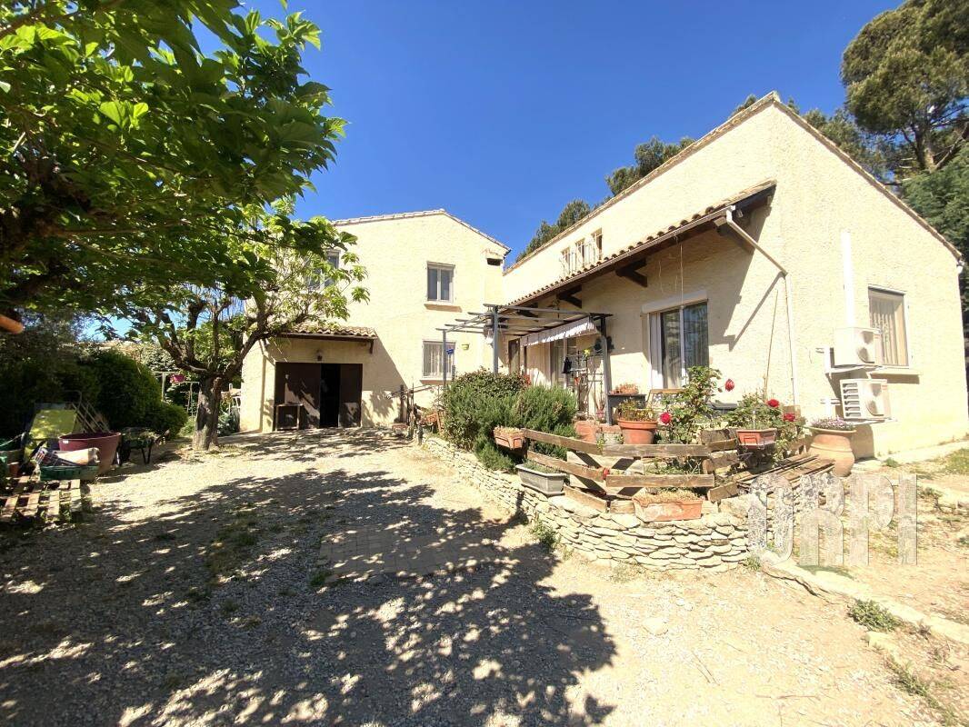 Maison 5 pièces 142 m² · à Carpentras · 142 m² · 265 000 €