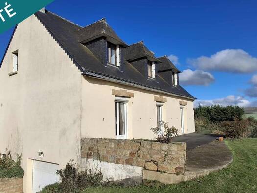 Maison à vendre 160 000 € 7 pièces 4 chambres 145 m² 3 749 m² de terrain La Chapelle-Neuve 56500