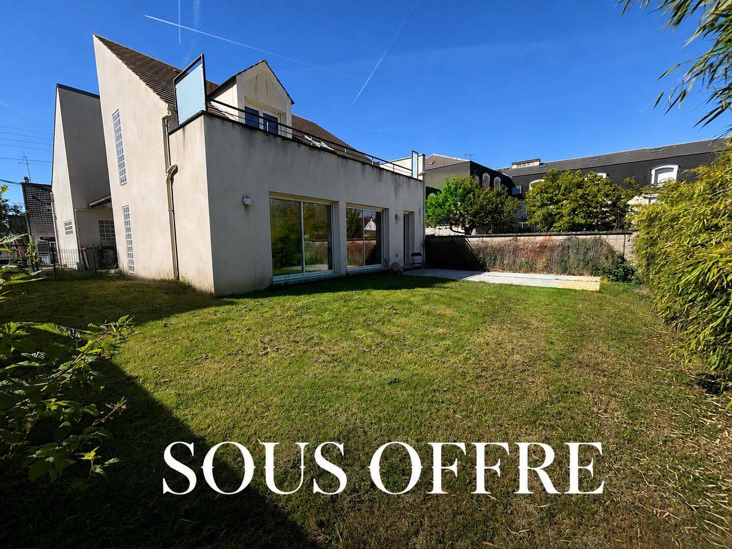Maison 9 pièces 210 m² · à Ozoir-la-Ferrière · 210 m² · 487 000 €