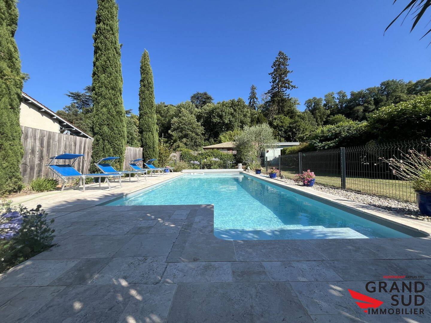 Maison 8 pièces 237 m² · à Langoiran · 236,9 m² · 662 400 €