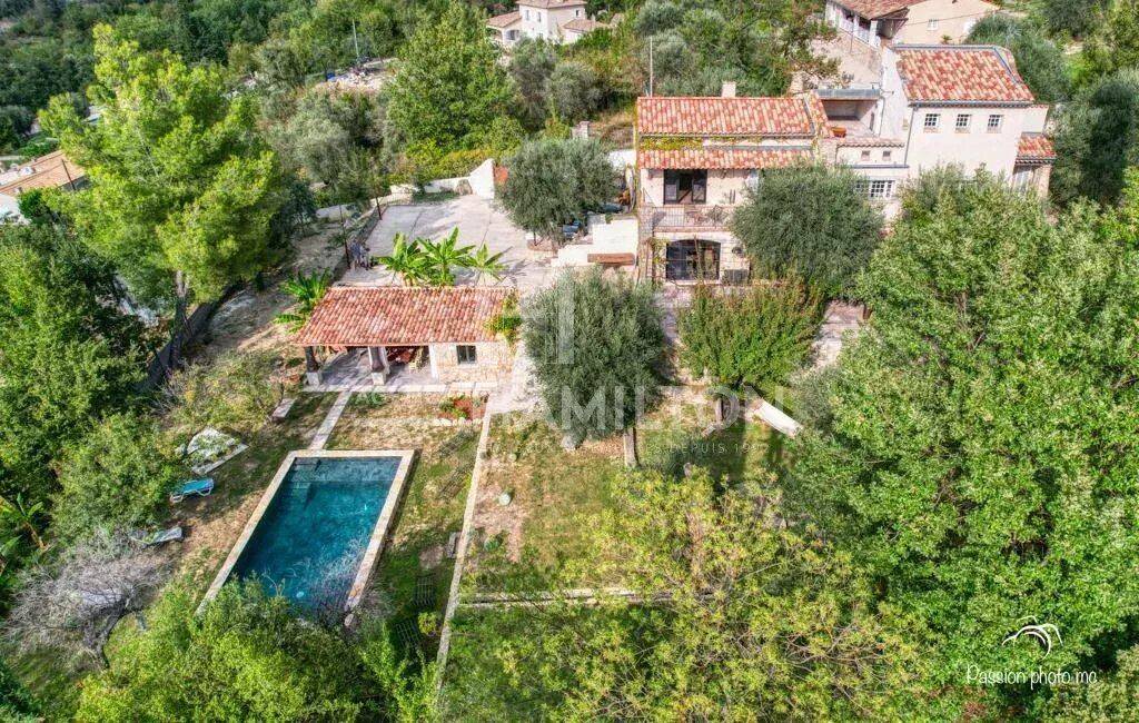 Maison 7 pièces 230 m² · à Grasse · 230 m² · 1 495 000 €